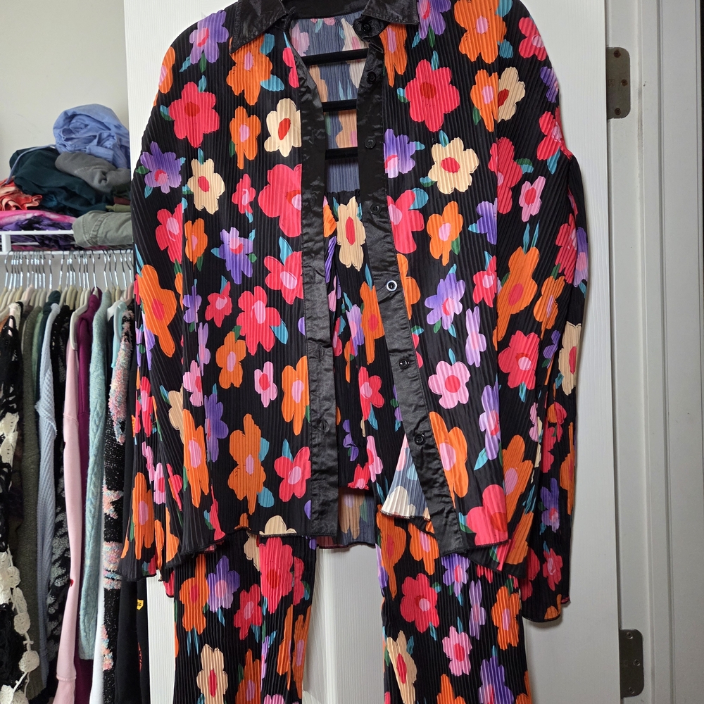 Floral Women's Plisse Set - Multicolor